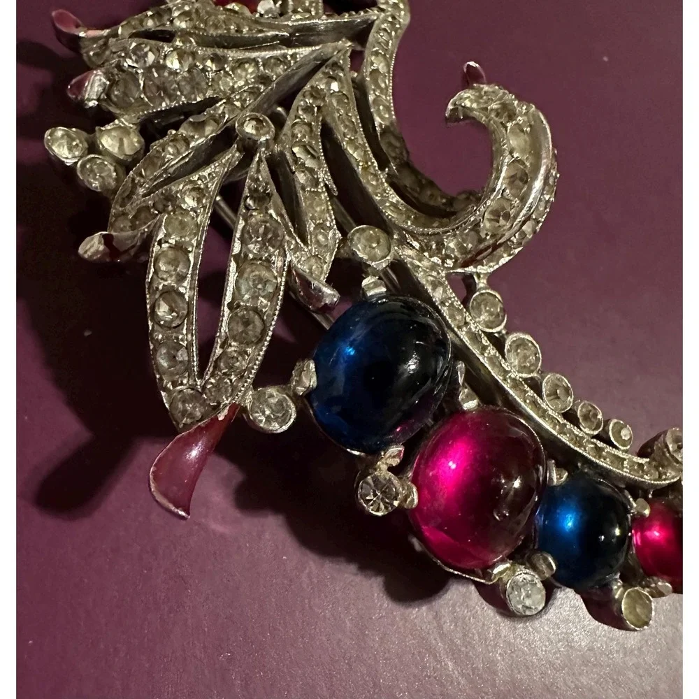 Trifari Fur Clip Silver Tone w/ Rhinestones, Red & Blue Cabochons‎